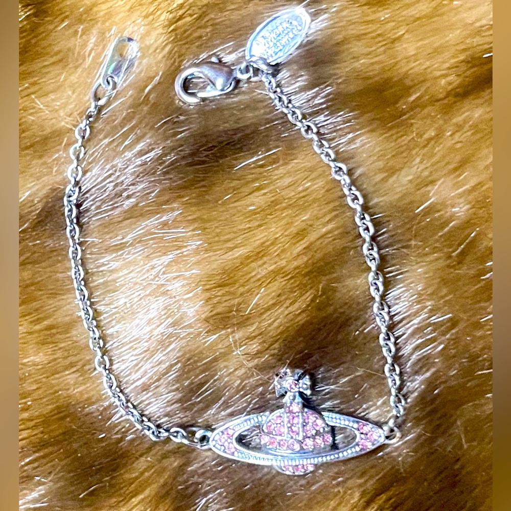 💖 EUC Vivienne Westwood Silver Signature Orb Bracelet with Pink Crystals💖